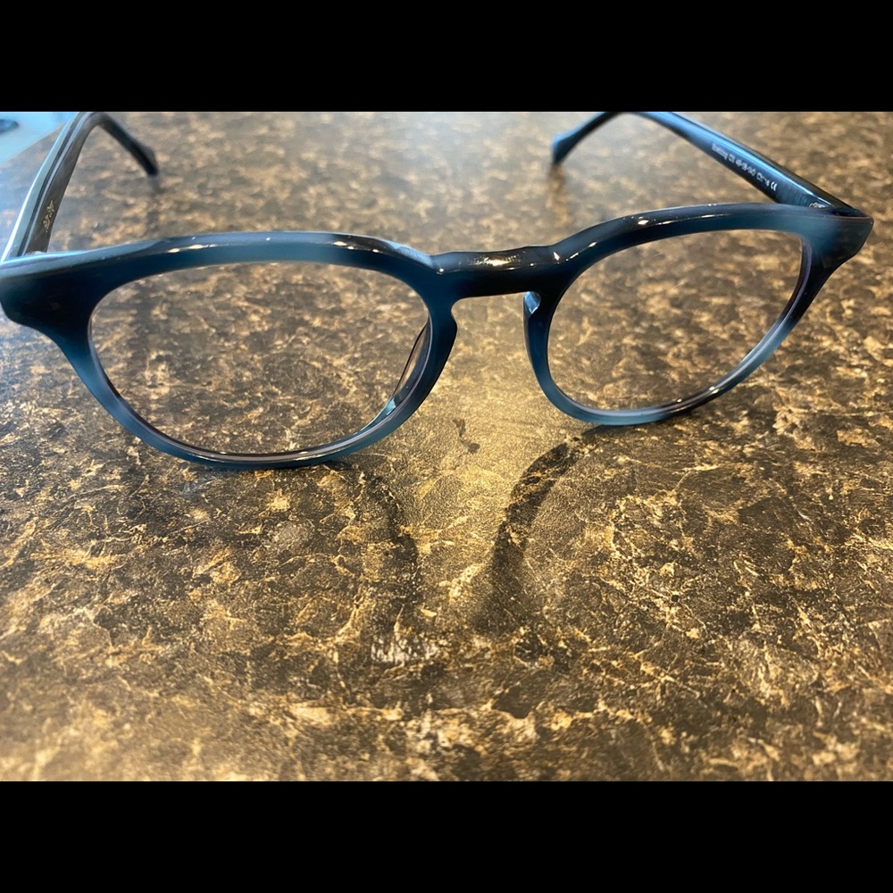 Elegant Blue Women's Glasses